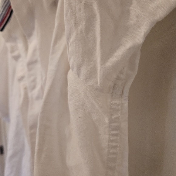 Used Medium Men's White VanHeusen Sport T-Shirt - Picture 13 of 16